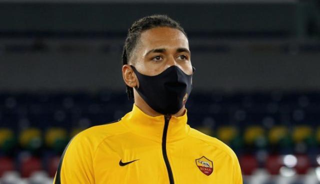 乐鱼体育官方-赢球夜在家中被抢劫 罗马后卫斯莫林遭遇深夜惊魂