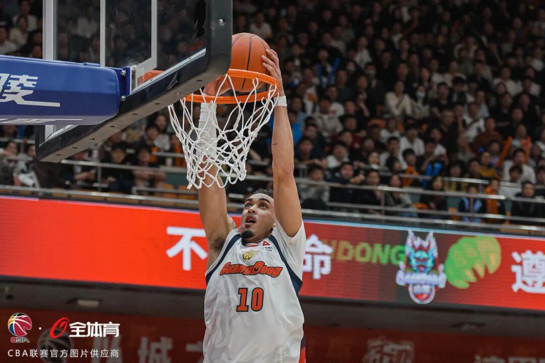 乐鱼体育登入-人员轮转受限,华南虎客场不敌山东